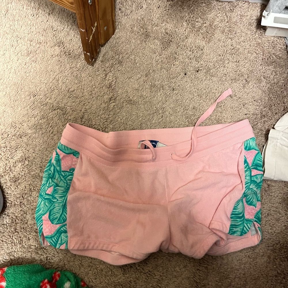 Vineyard Vines Pink Ribbed Shorts